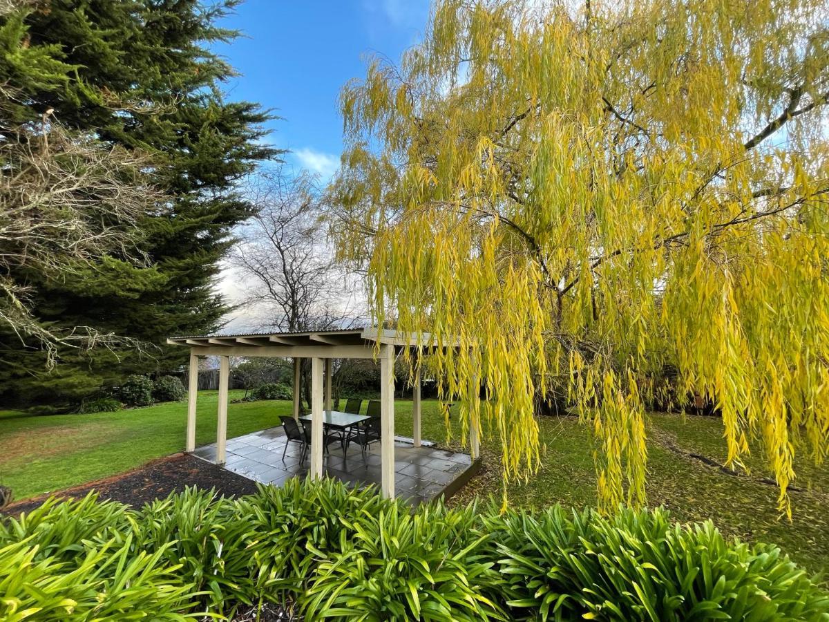 Central Highlands Motor Inn Kyneton Extérieur photo